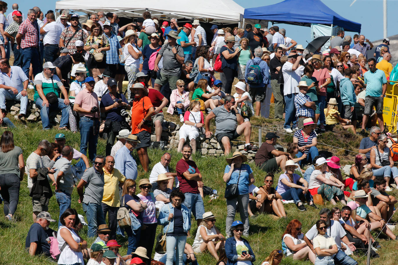 Fotos: Julio Fernández y Sonia Areces se dan el &#039;sí quiero&#039; en la boda vaqueira de Aristébano