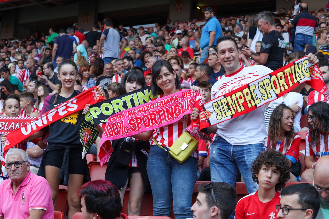 Fotos: Búscate en la presentación de los últimos fichajes del Sporting