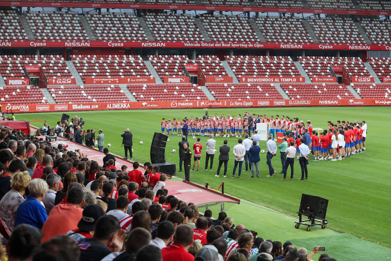 Fotos: Búscate en la presentación de los últimos fichajes del Sporting