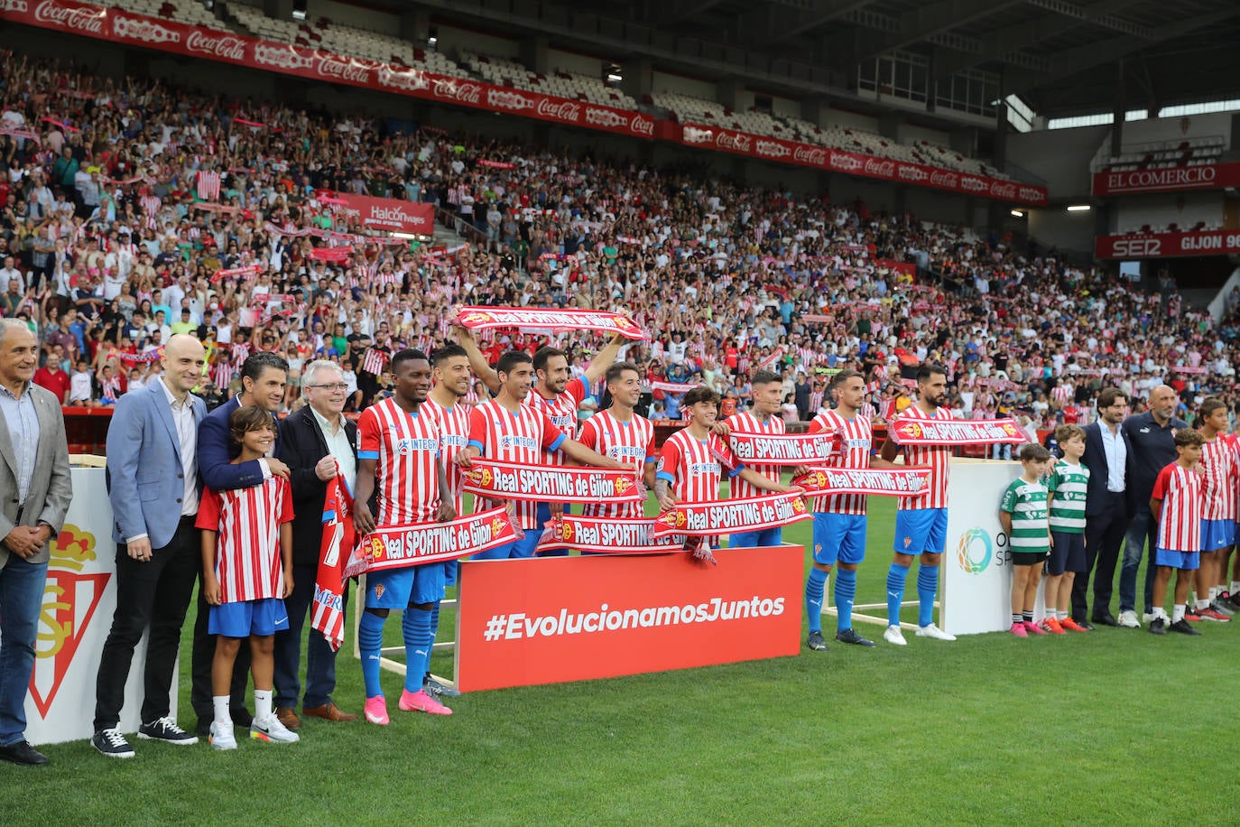 Fotos: Búscate en la presentación de los últimos fichajes del Sporting