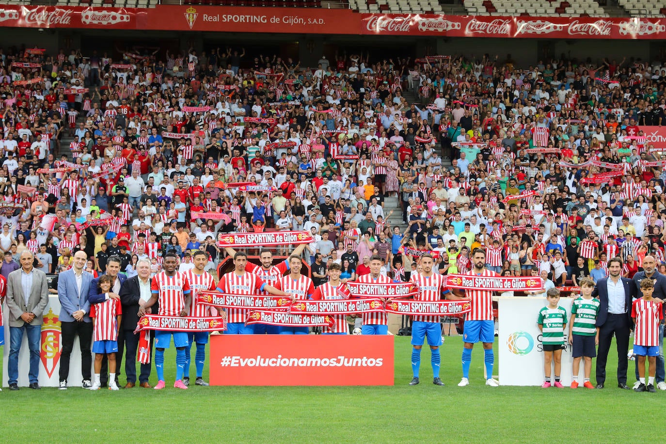 Fotos: Búscate en la presentación de los últimos fichajes del Sporting