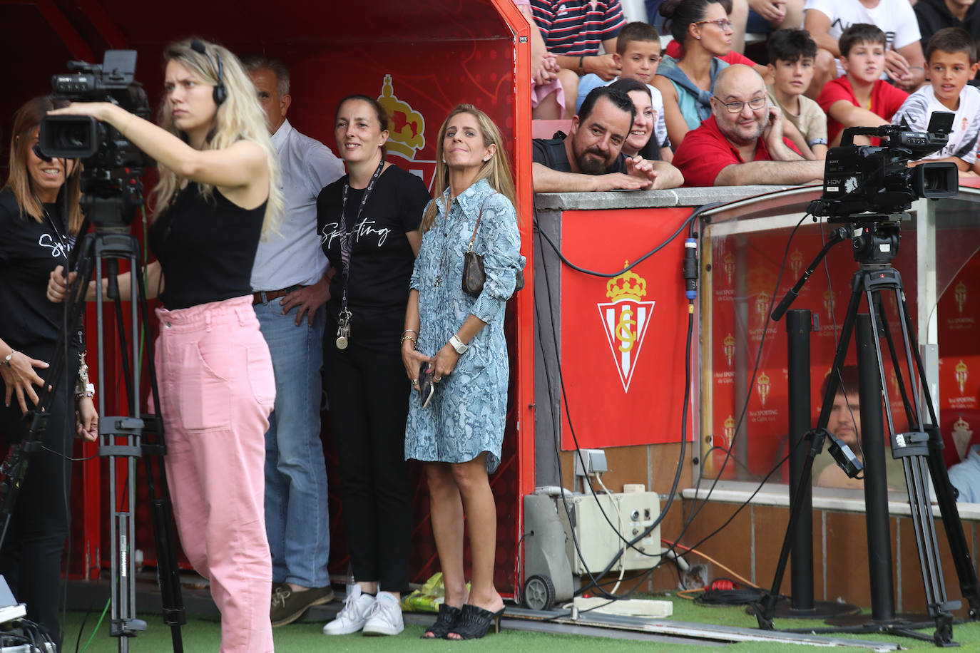 Fotos: Búscate en la presentación de los últimos fichajes del Sporting