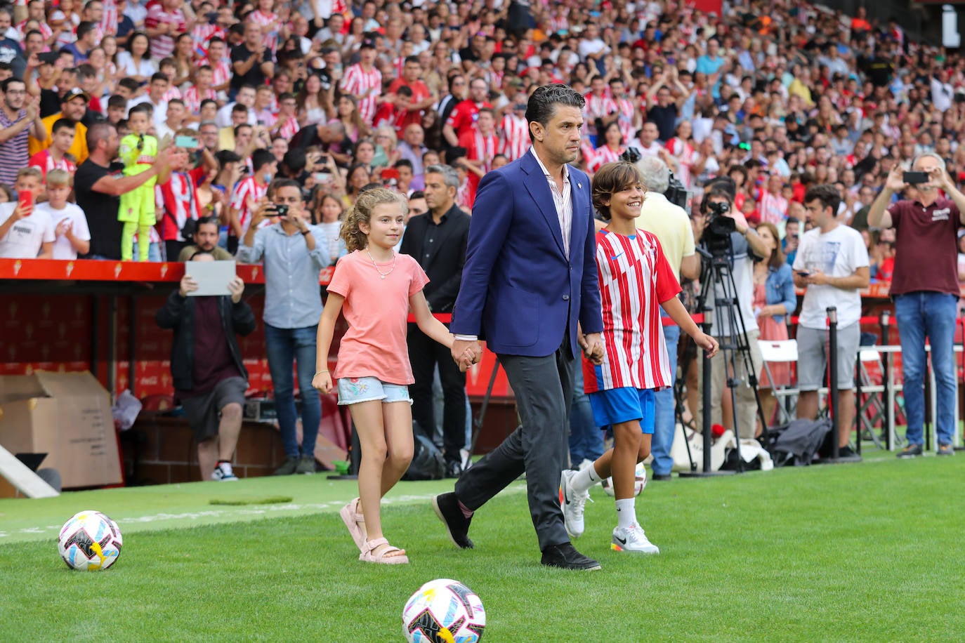 Fotos: Búscate en la presentación de los últimos fichajes del Sporting