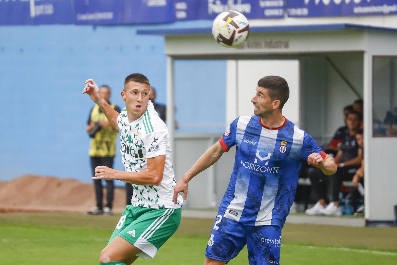 Fotos: Las mejores imágenes del Real Avilés - Real Oviedo