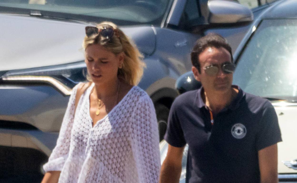 Suenan campanas de boda para Enrique Ponce y Ana Soria. 