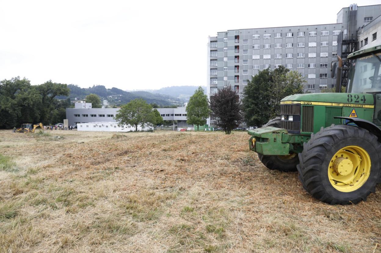 Parcela sobre la que se ampliará el Hospital de Cabueñes. 