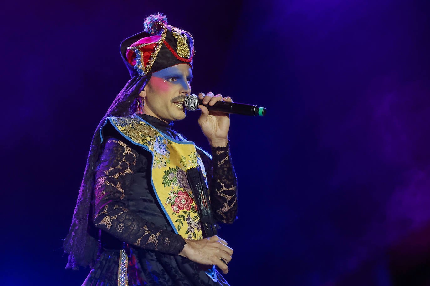 Fotos: Fiestón con zarzuela de Rodrigo Cuevas