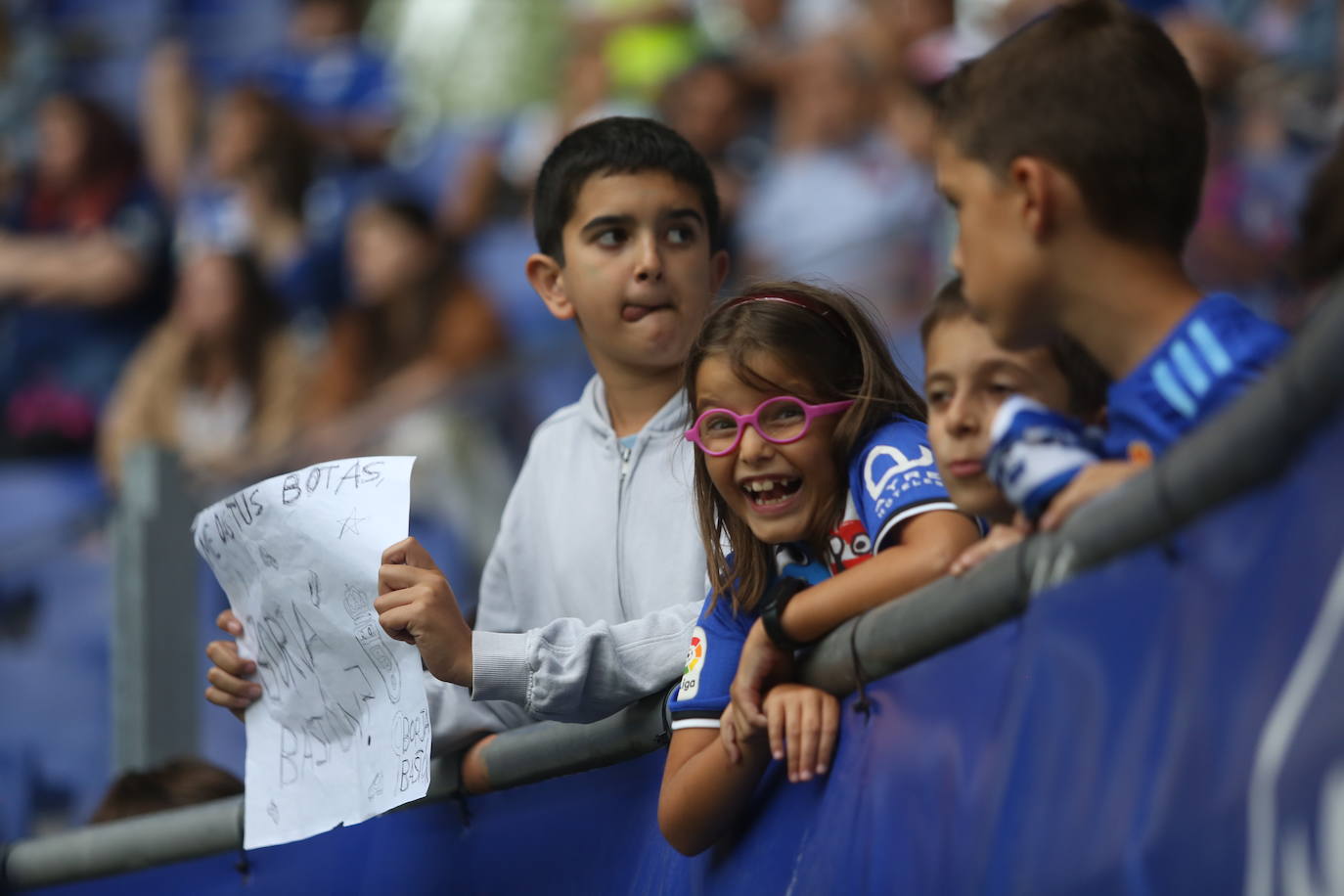 Fotos: ¿Estuviste en el Real Oviedo - Andorra? ¡Búscate en el Tartiere!