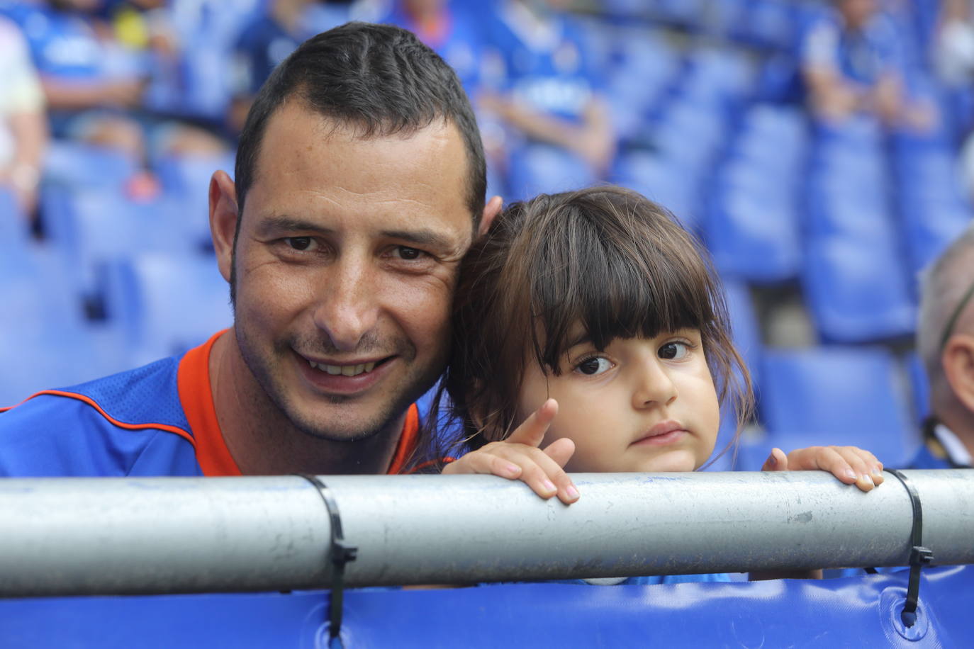 Fotos: ¿Estuviste en el Real Oviedo - Andorra? ¡Búscate en el Tartiere!