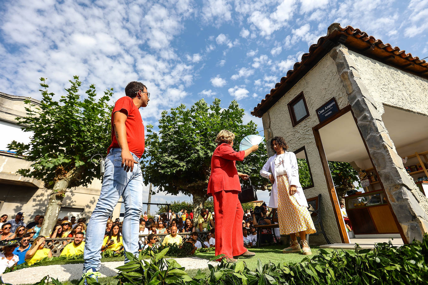 Fotos: Carrozas que sueñan con ser Pueblo Ejemplar de Asturias