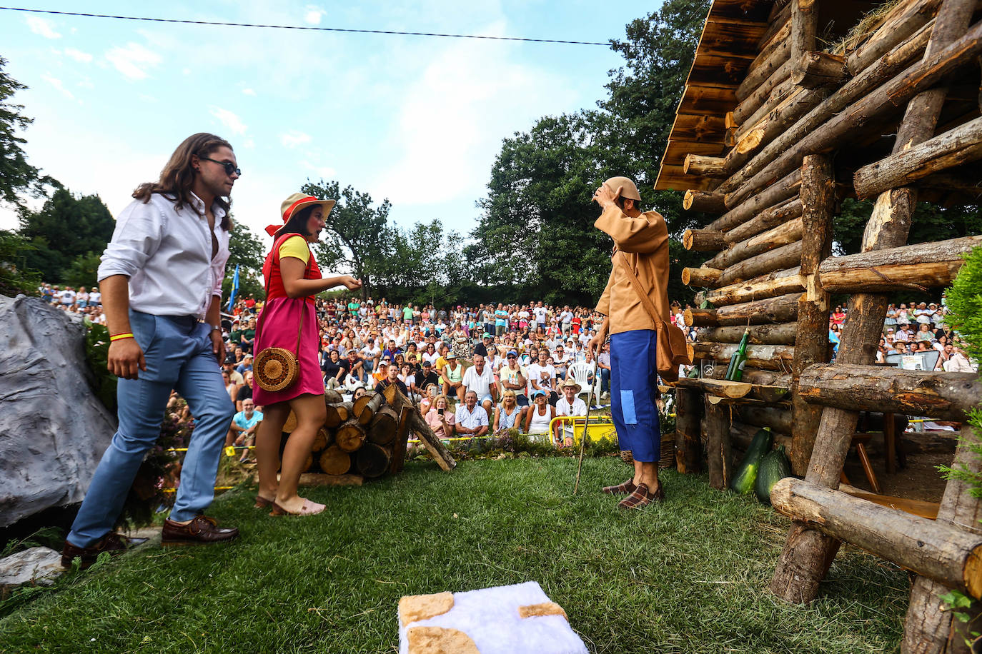 Fotos: Carrozas que sueñan con ser Pueblo Ejemplar de Asturias