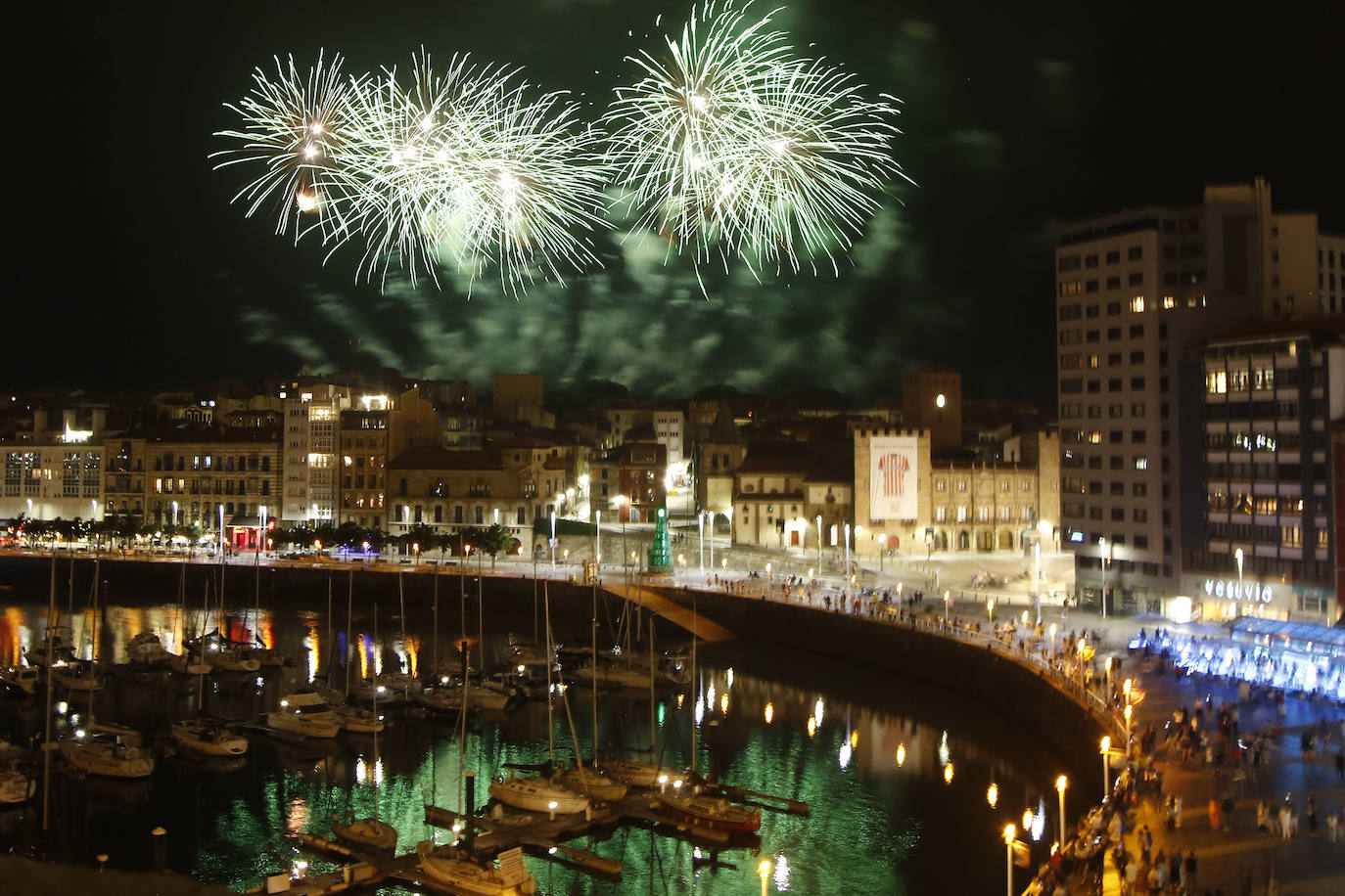 Fotos: Los Fuegos de Gijón