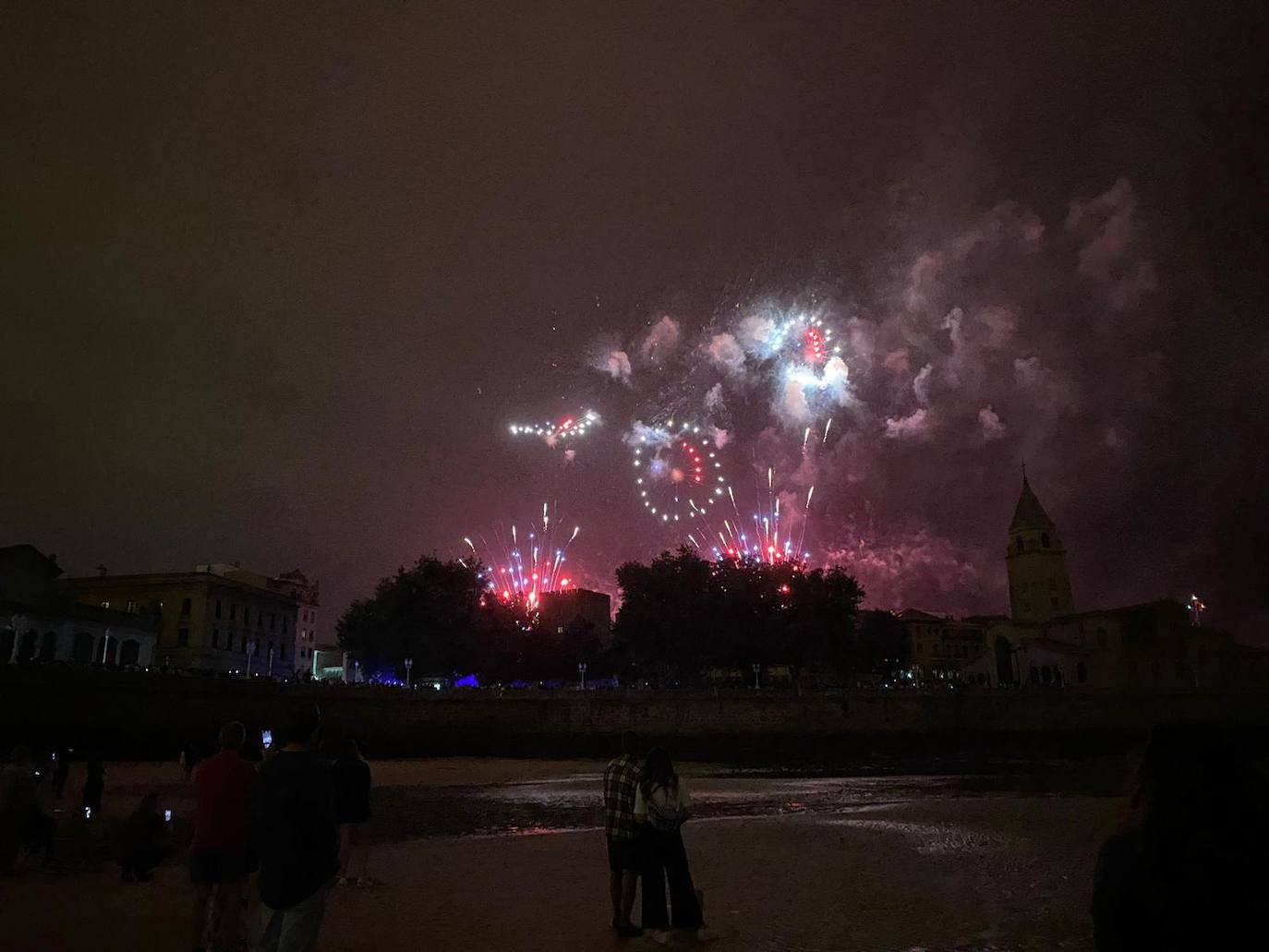 Fotos: Los Fuegos de Gijón