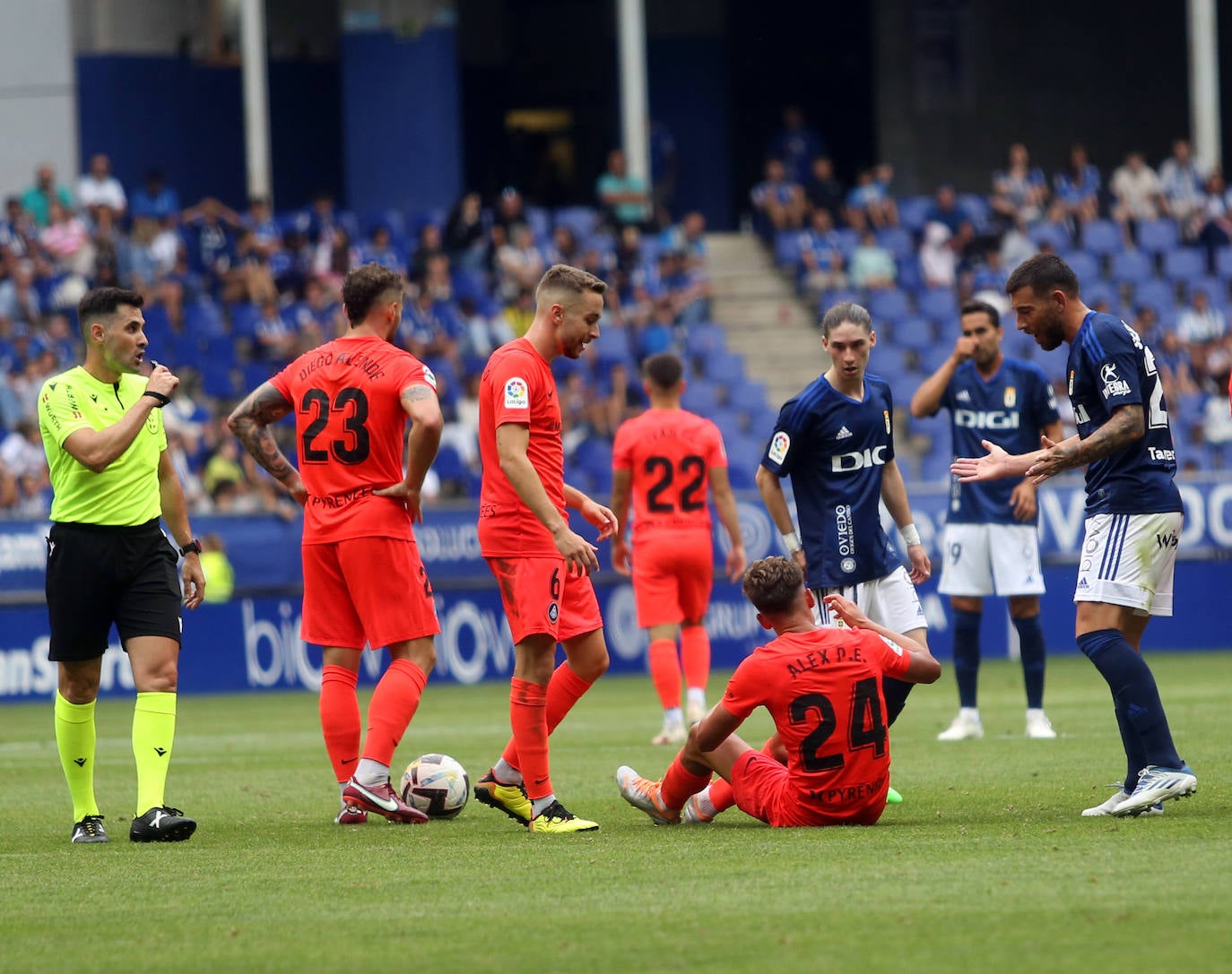 Fotos: Las mejores imágenes del Real Oviedo - Andorra