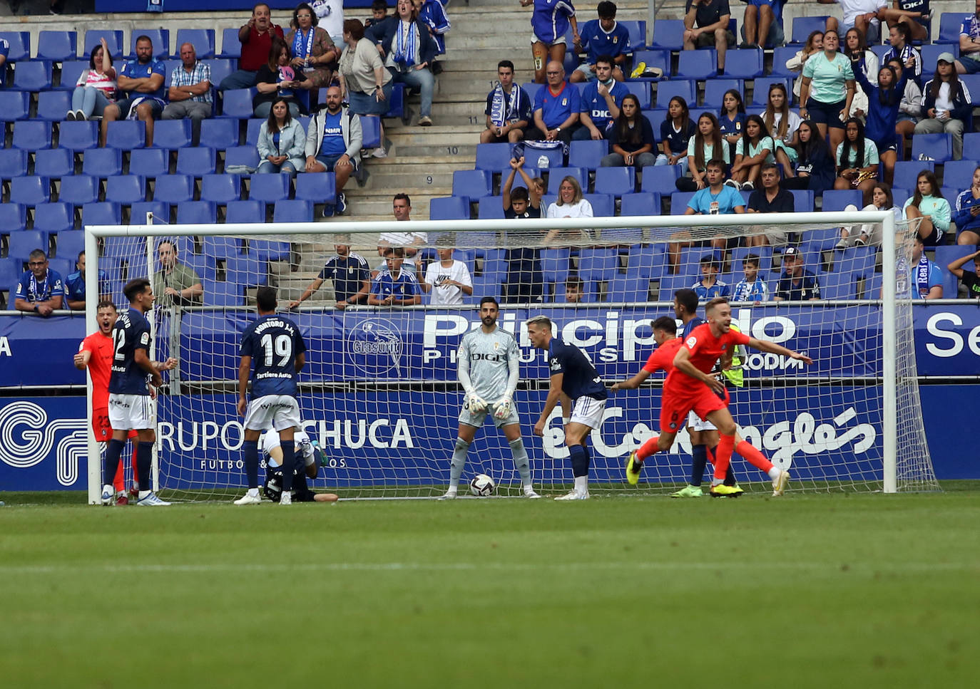 Fotos: Las mejores imágenes del Real Oviedo - Andorra