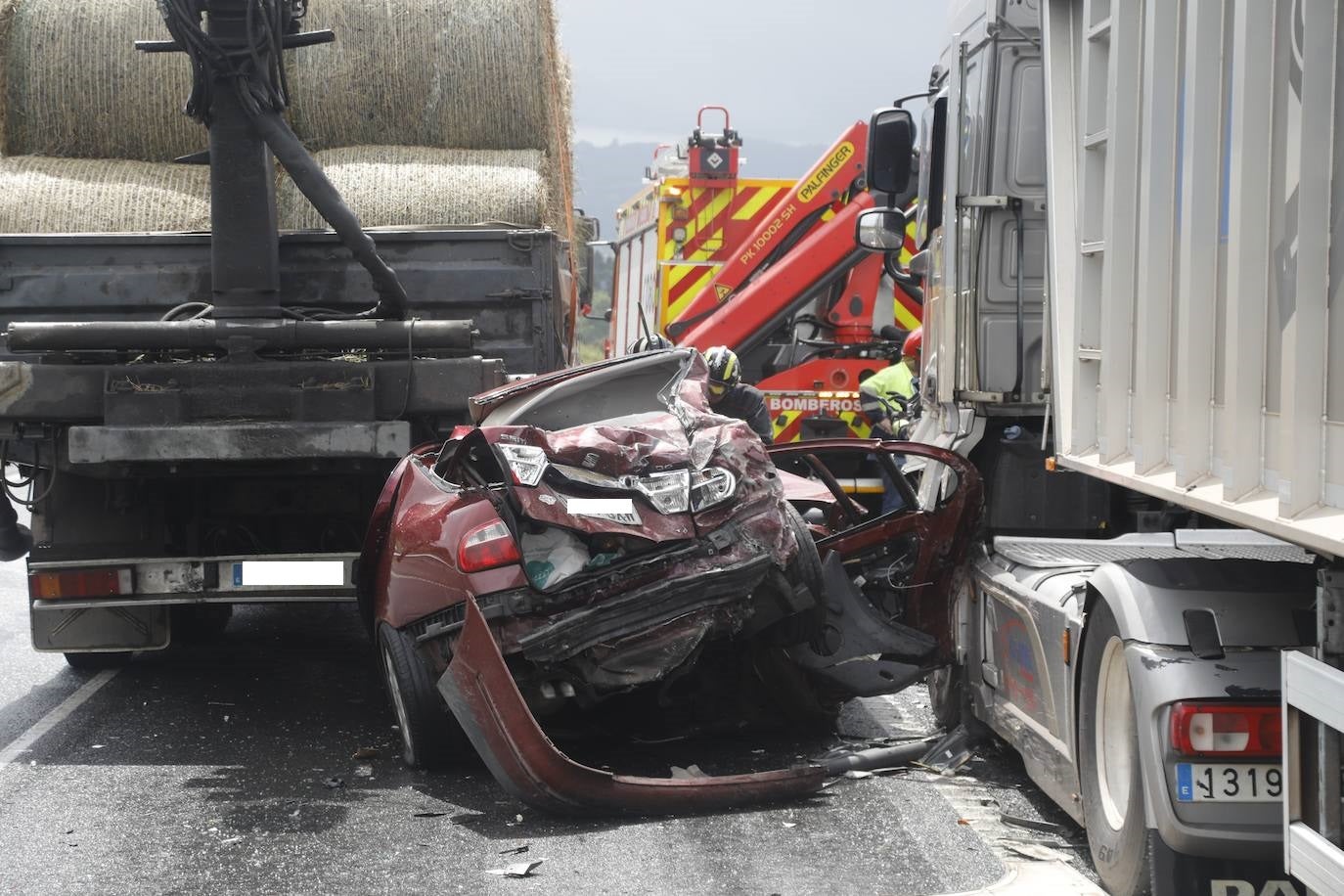 Fotos: Espectacular accidente en la autovía Minera