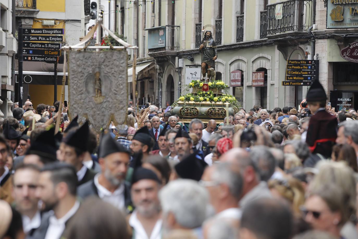 Fotos: Así han sido las esperadas fiestas de San Roque en Llanes