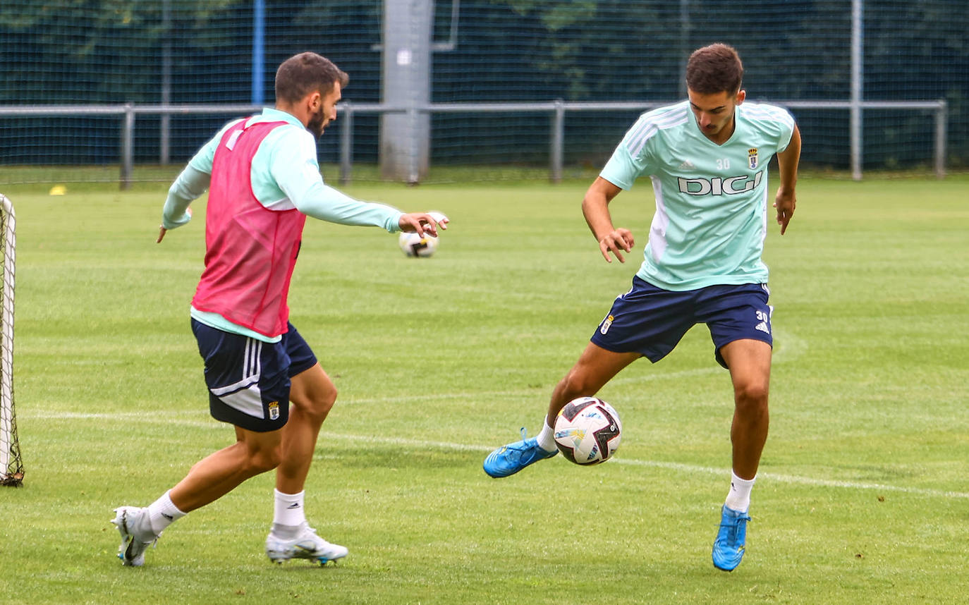 Fotos: Entrenamiento del Oviedo (18-08-22)