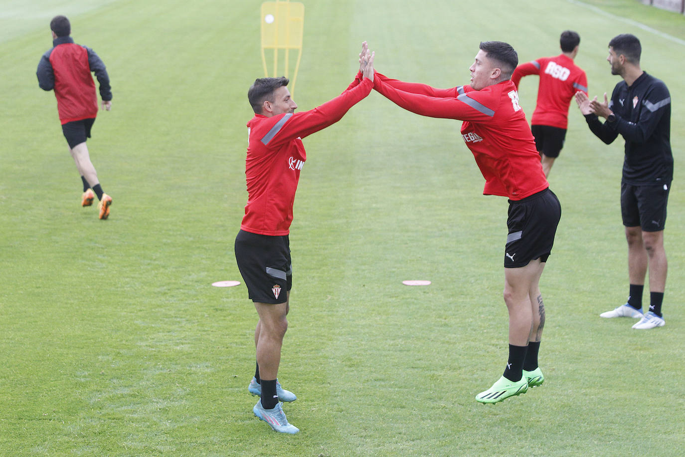 Fotos: Entrenamiento del Sporting (18-08-22)