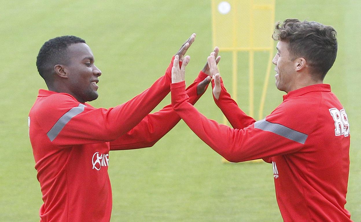 Juan Otero y Nacho Méndez, en el entrenamiento de ayer. 