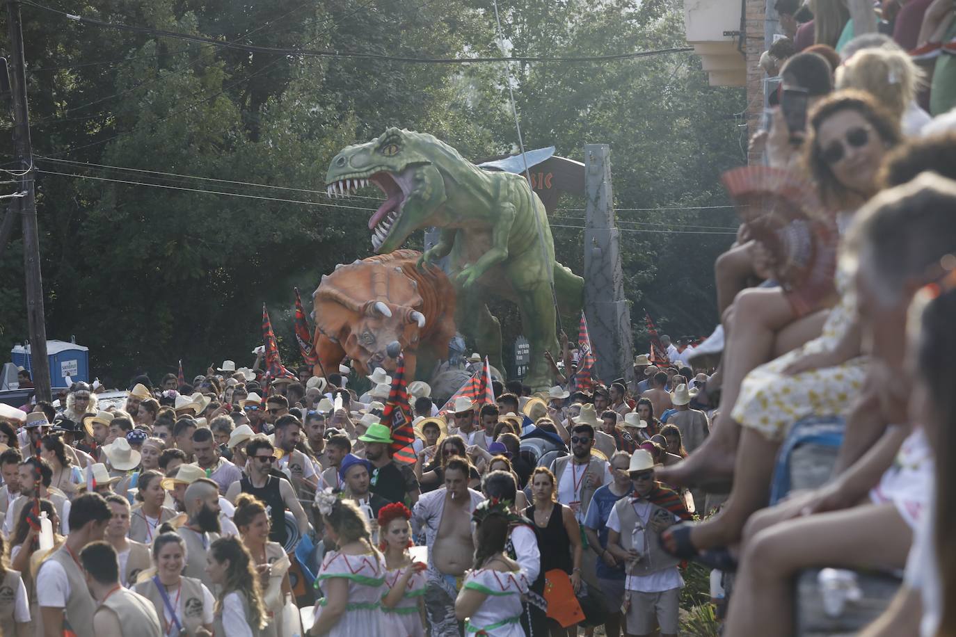 Fotos: Monumental fiesta al agua en el Descenso Folclórico del Nalón