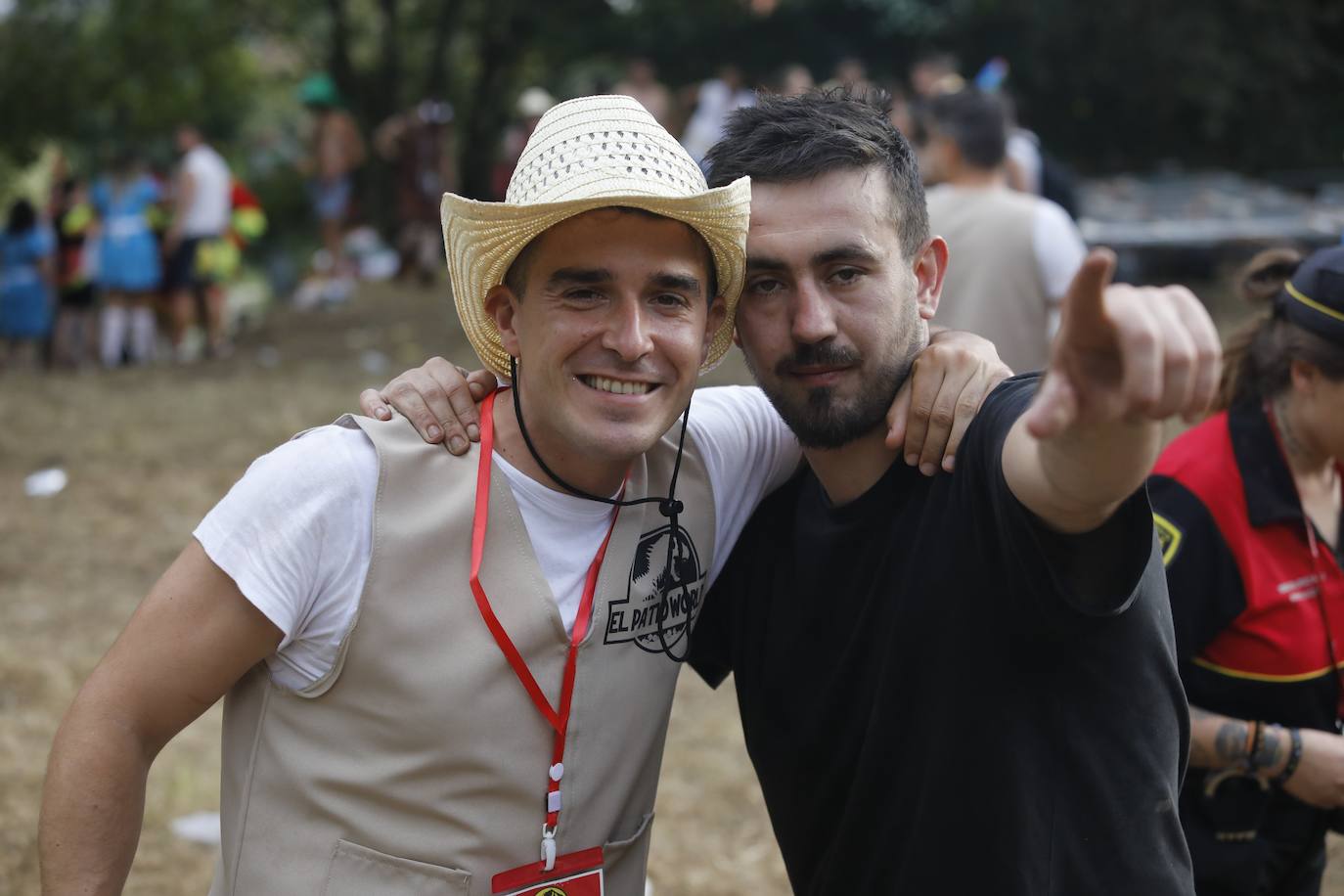 Fotos: Monumental fiesta al agua en el Descenso Folclórico del Nalón