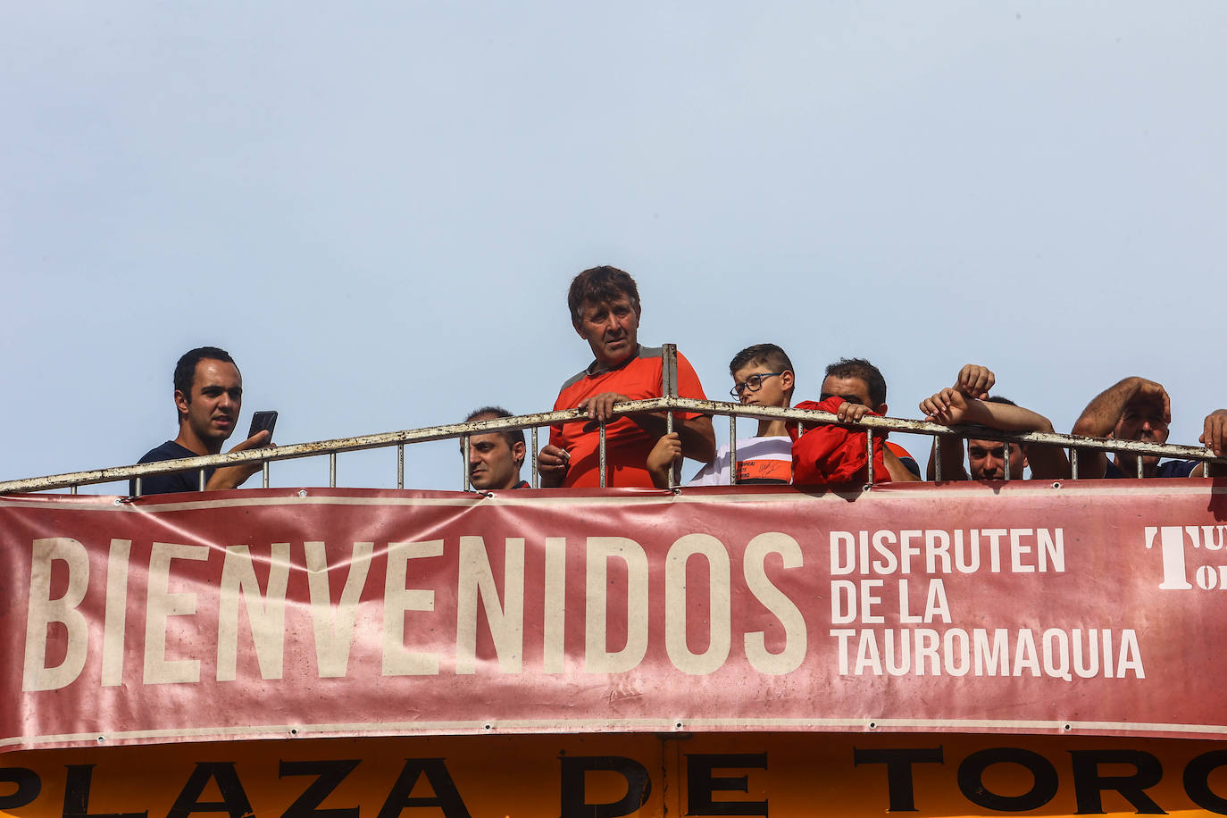 Fotos: Tensión y toros en Benia de Onís