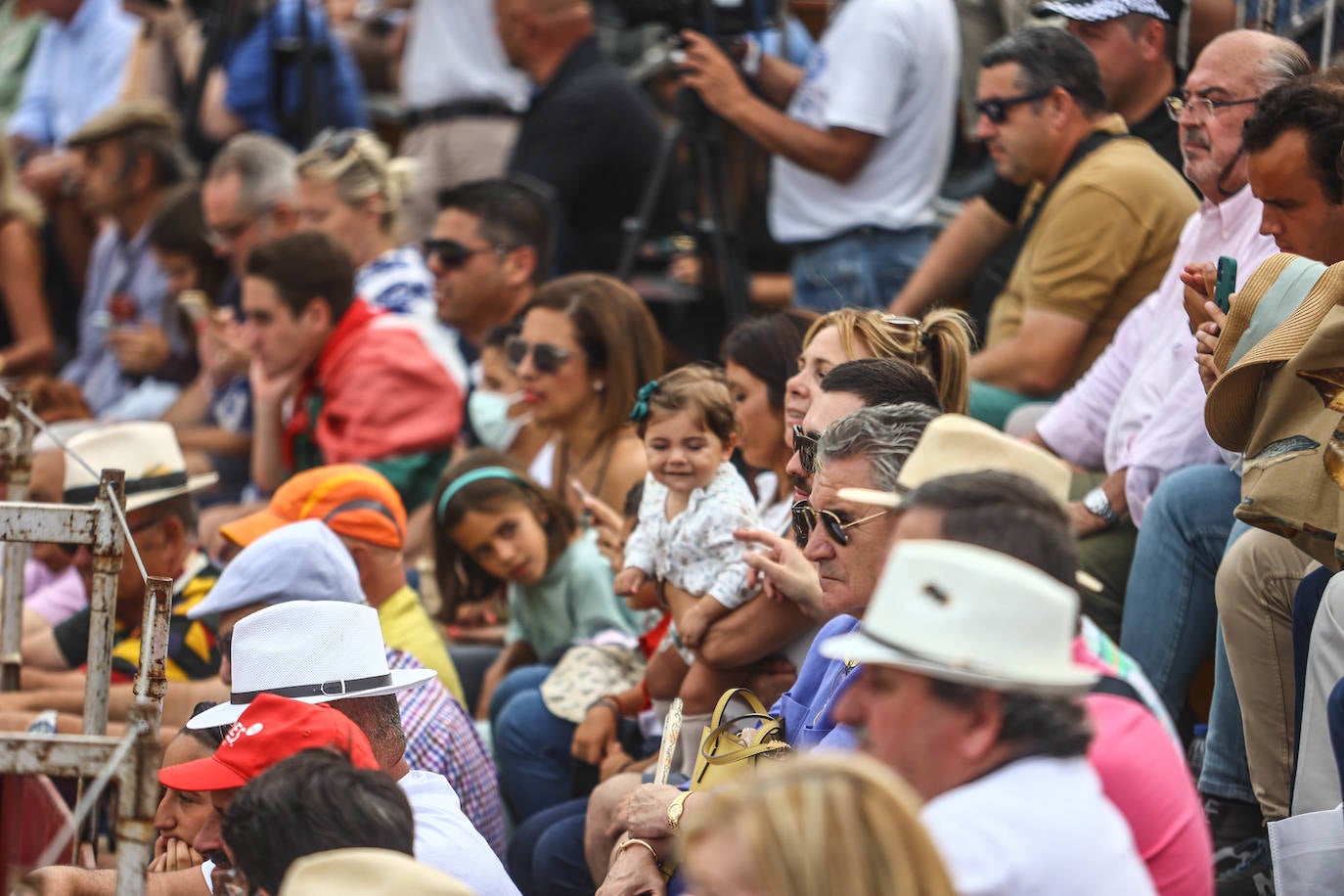 Fotos: Tensión y toros en Benia de Onís