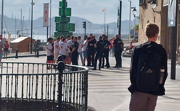 Momento de la intervención policial debido al suceso.