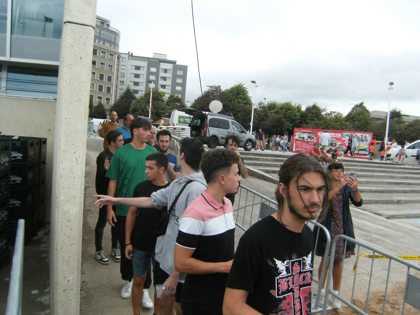 Fotos: ¿Estuviste en el récord mundial de escanciado de sidra de Gijón? ¡Búscate! (2)