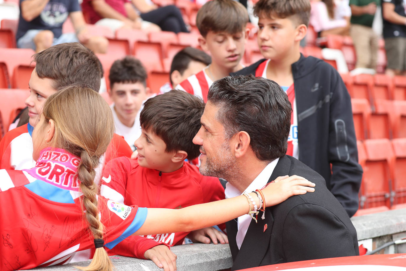 Fotos: ¿Estuviste en el Sporting - Burgos? ¡Búscate!