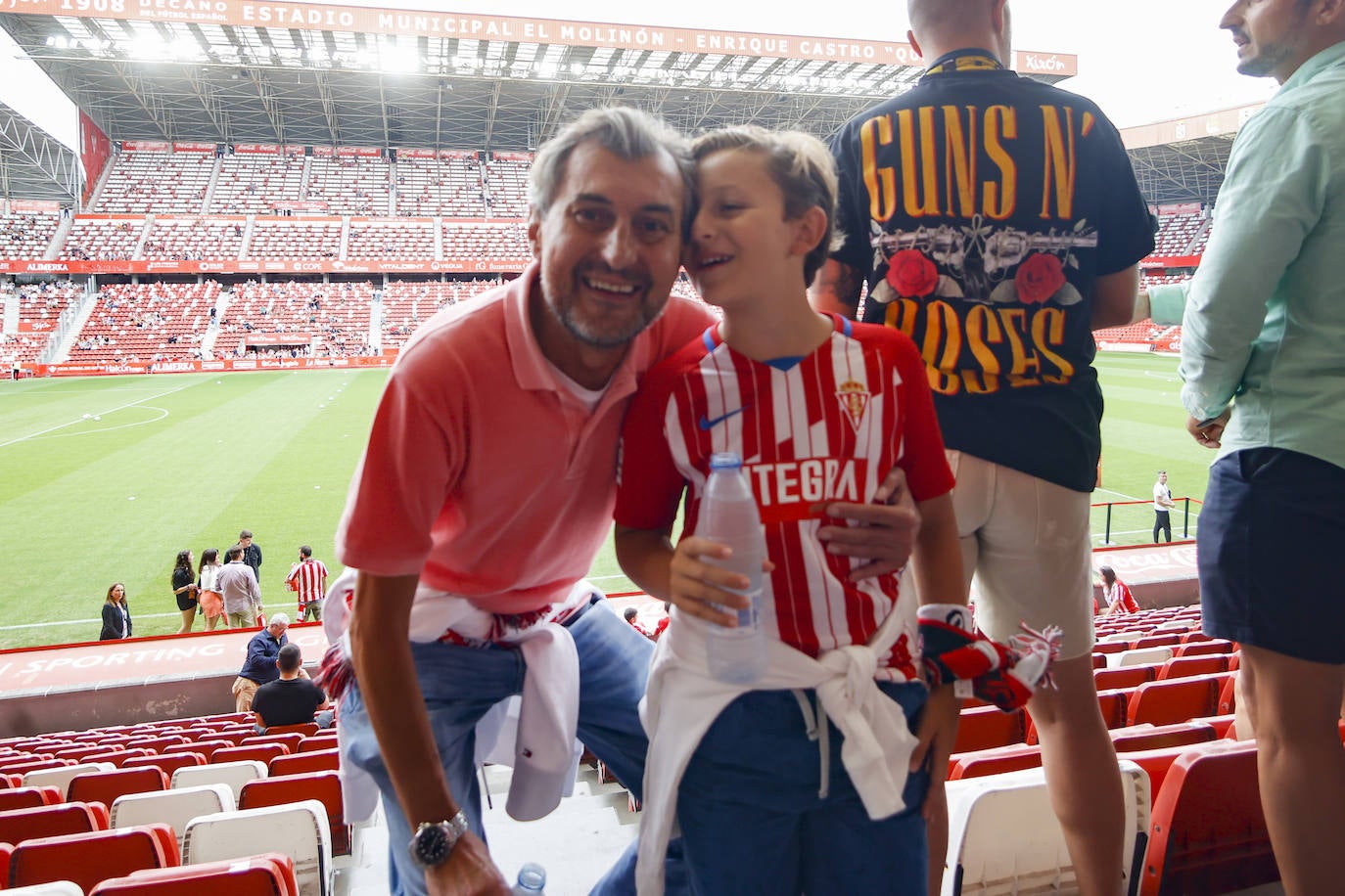 Fotos: ¿Estuviste en el Sporting - Burgos? ¡Búscate!