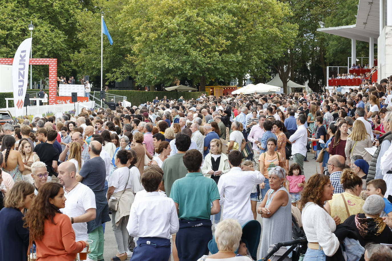 Fotos: Las mejores imágenes del Hípico en Gijón