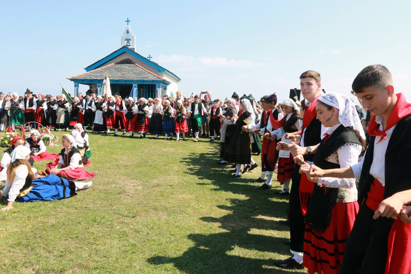 Fotos: Gran broche para las grandes fiestas de Asturias