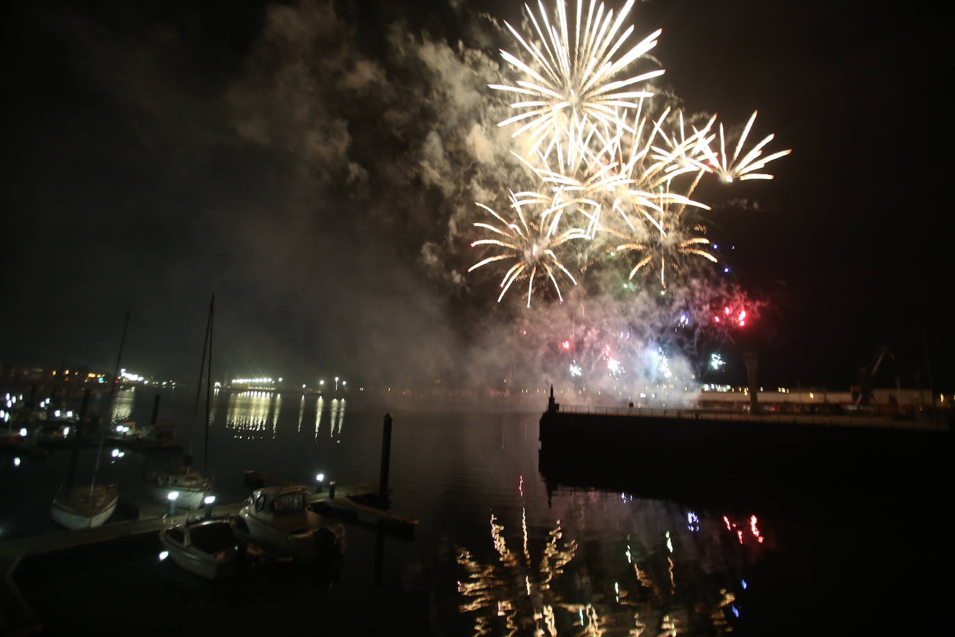 Fotos: 350 kilos de pólvora para San Agustín