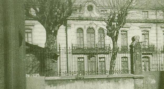 El viejo edificio de la Academia, en el 19 de la calle Dindurra.