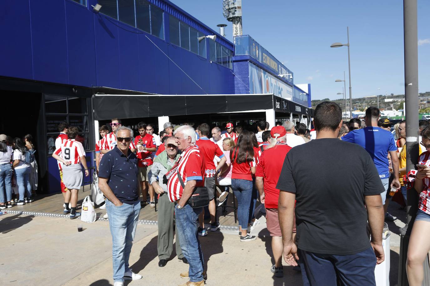 Fotos: ¿Estuviste en la Ponferradina - Sporting? ¡Búscate!