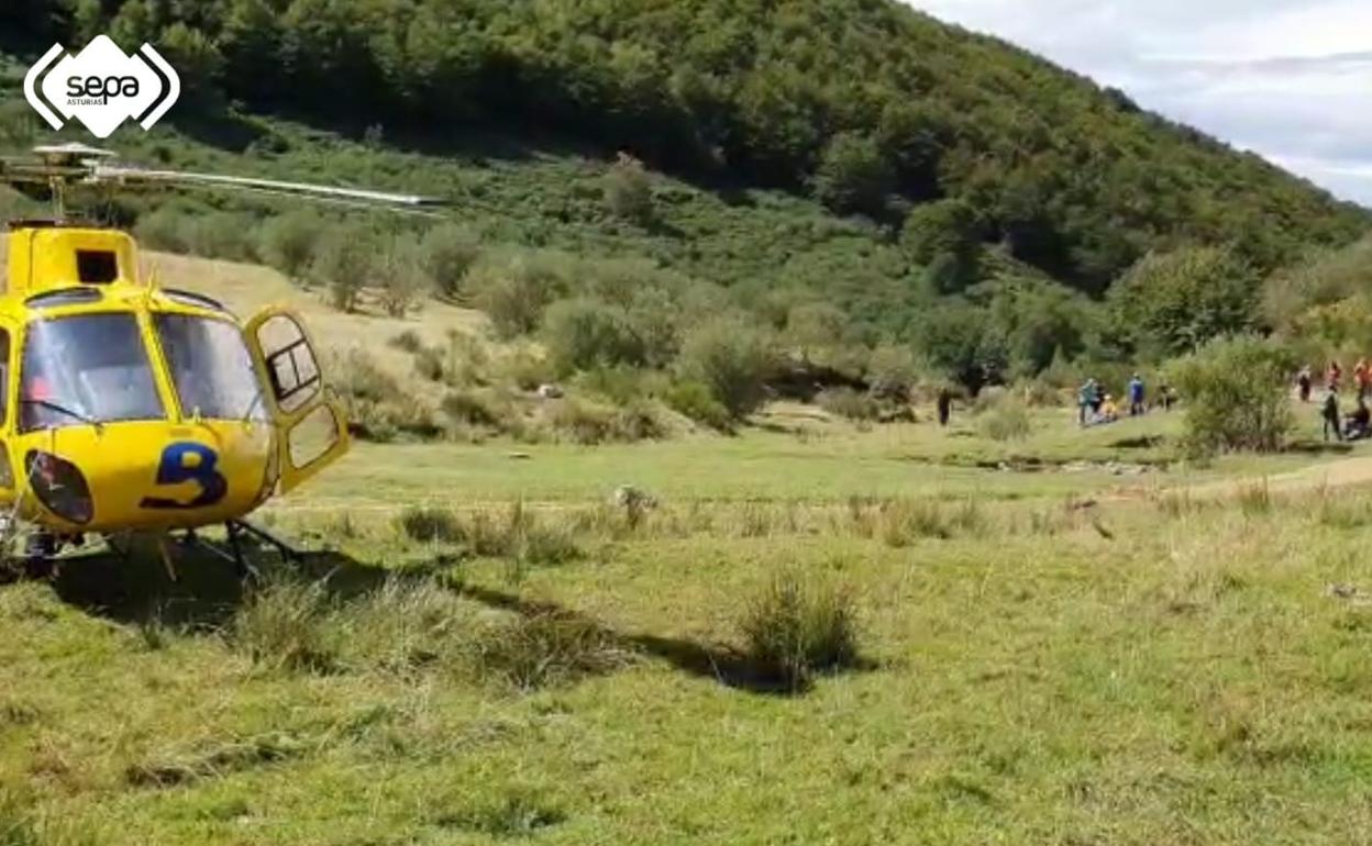 Suceso en Somiedo: Rescatan a un hombre en una ruta de montaña en Somiedo tras sentir que perdía el conocimiento