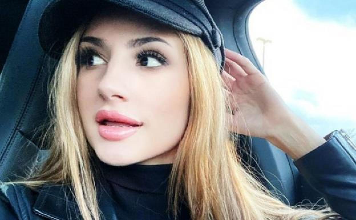 La 'tiktoker' Tanya Pardazi muere a los 21 años.