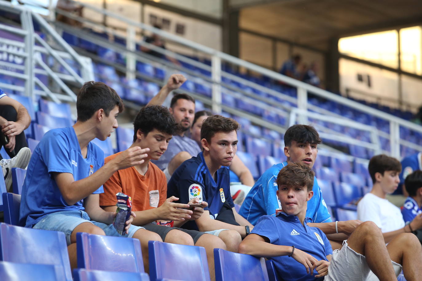 Fotos: ¿Estuviste en el Oviedo - Levante? ¡Búscate!