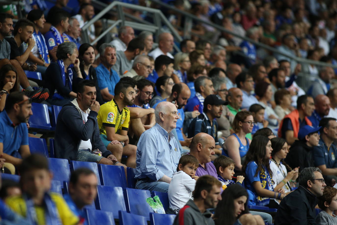 Fotos: ¿Estuviste en el Oviedo - Levante? ¡Búscate!