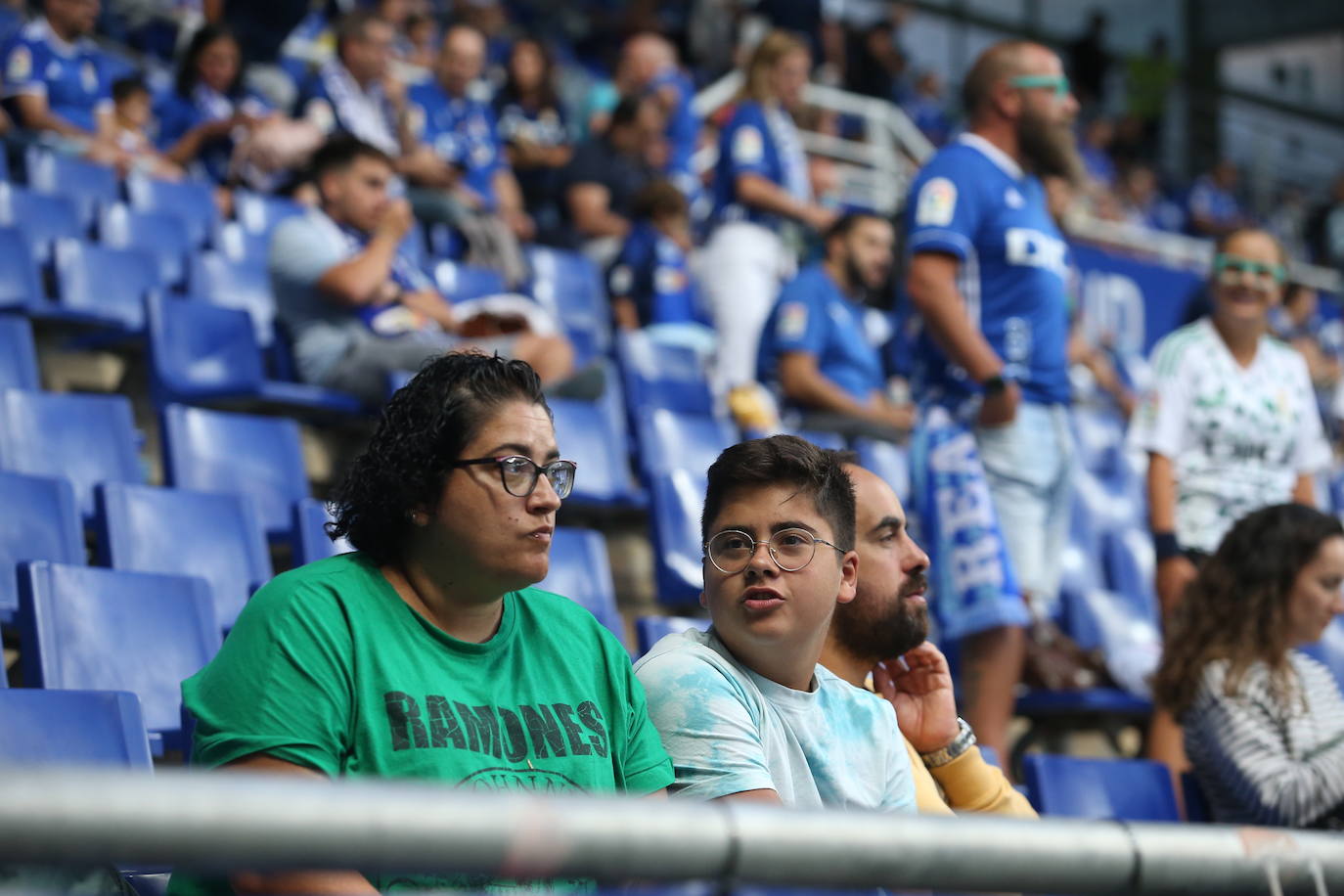 Fotos: ¿Estuviste en el Oviedo - Levante? ¡Búscate!