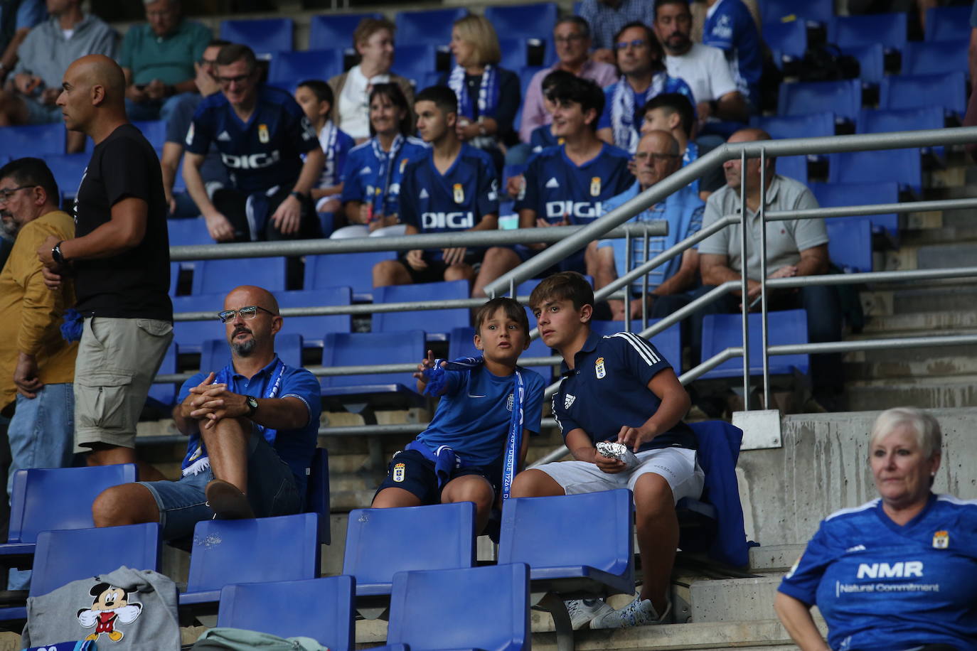 Fotos: ¿Estuviste en el Oviedo - Levante? ¡Búscate!