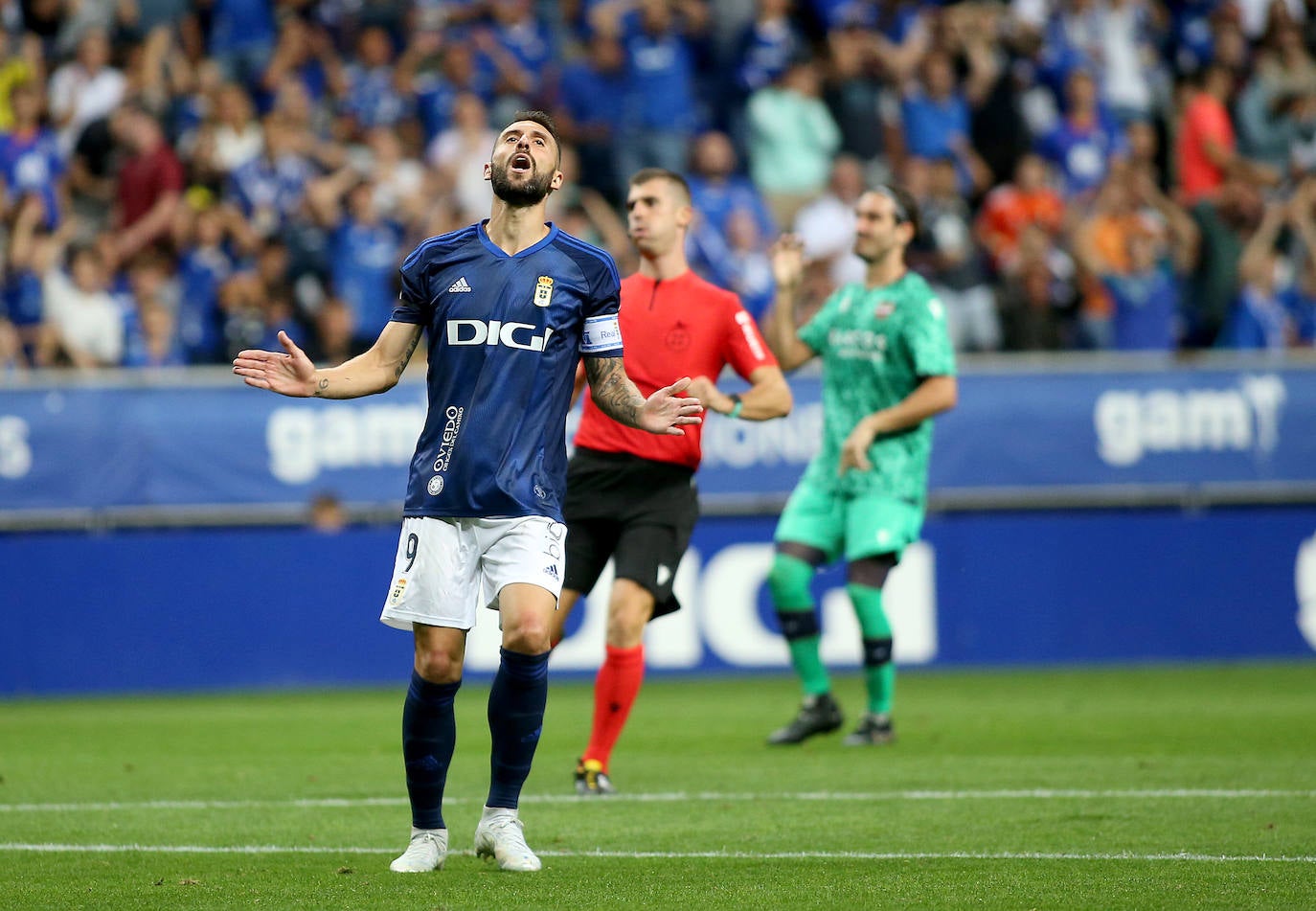 Fotos: Las mejores jugadas del Oviedo - Levante