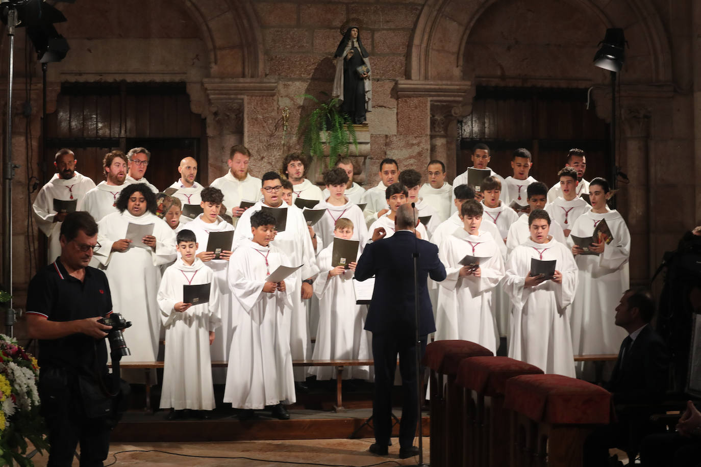 Fotos: Tradición en un reivindicativo Día de Asturias en Covadonga