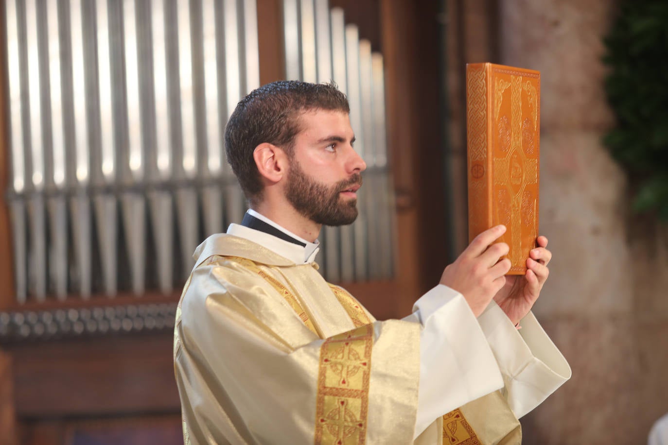 Fotos: Tradición en un reivindicativo Día de Asturias en Covadonga