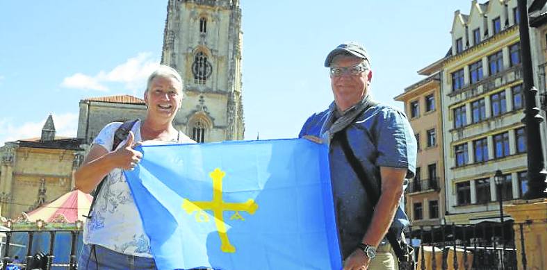 Harma Meijbpom y Jack Herderschee. Países Bajos «Lo que más nos gustó fue el paisaje, tan verde, tan bello, tan parecido al de la zona este de Países Bajos»