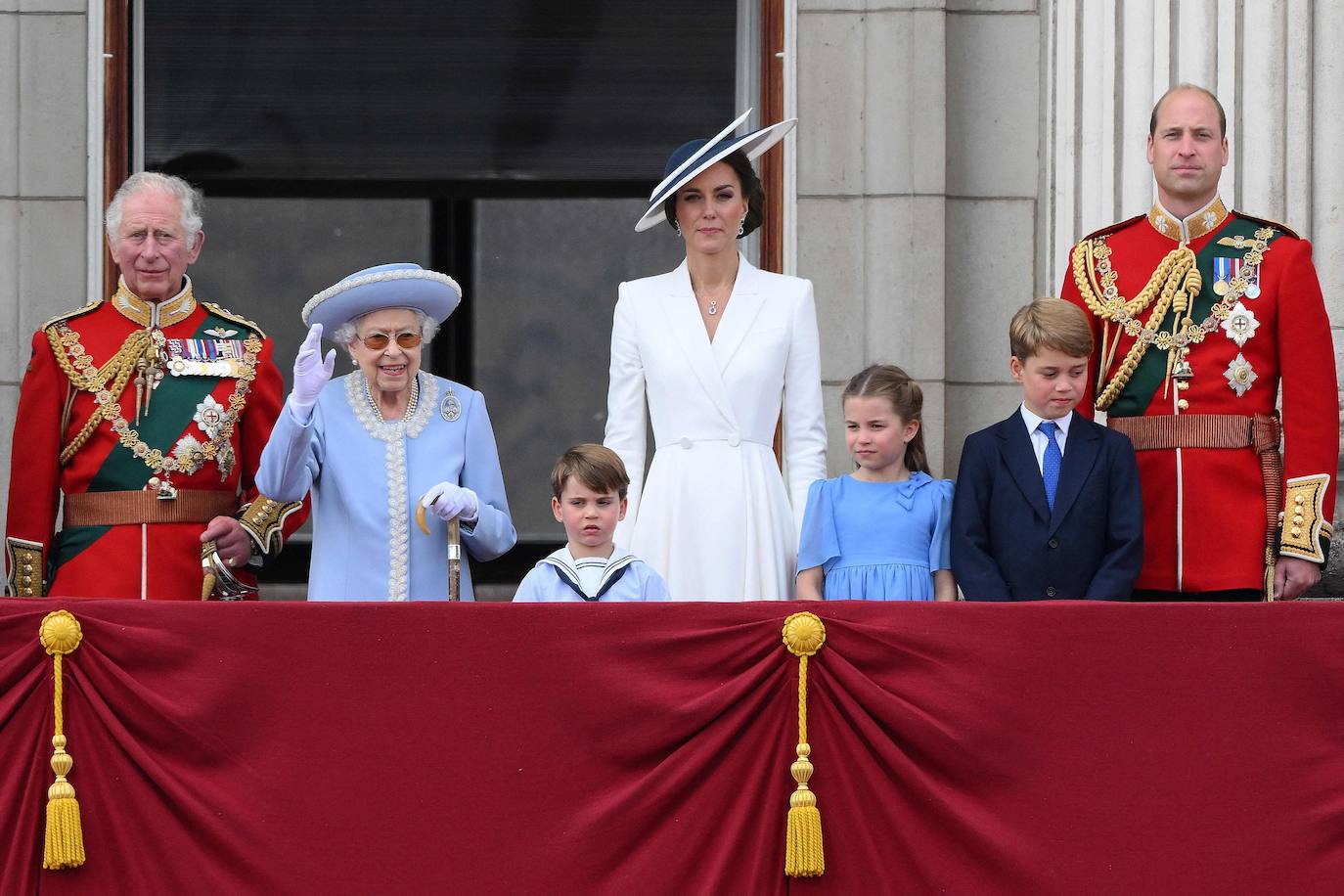 Fotos: Las siete décadas de reinado de Isabel II