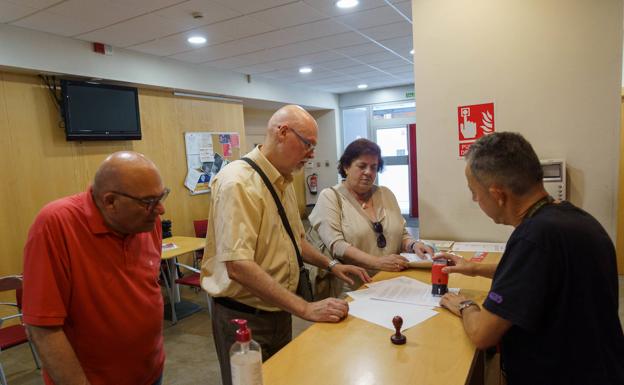 Los afines a Ana González, sobre la recogida de firmas: «Es un fracaso»