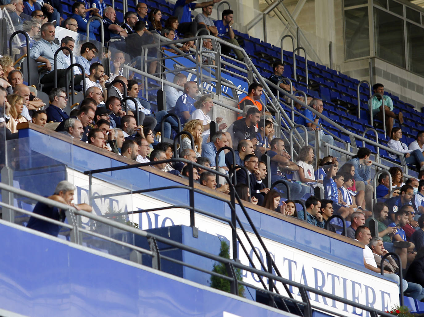 Fotos: ¿Estuviste en el Real Oviedo - Ibiza? ¡Búscate!